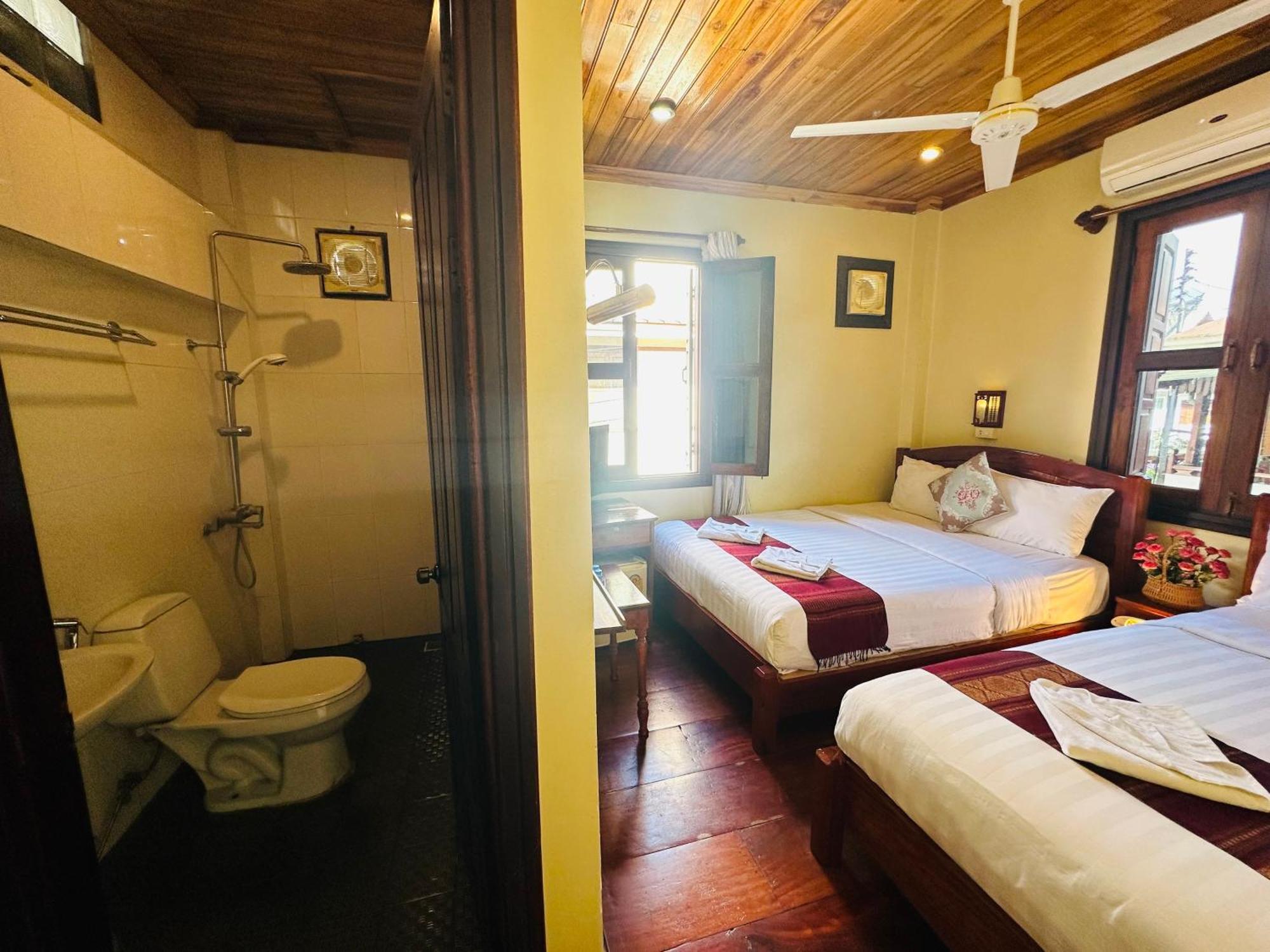 Anisa Mekong Riverside Villa 루앙프라방 외부 사진