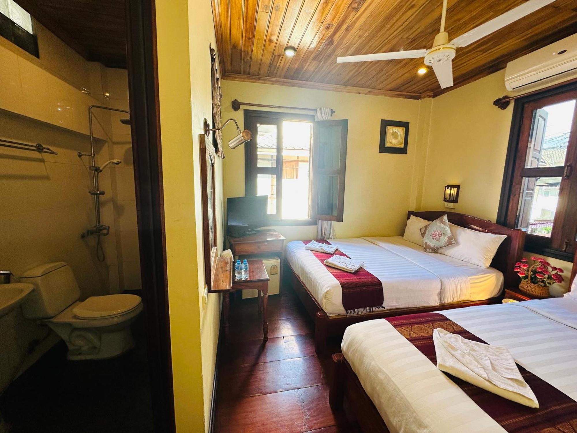 Anisa Mekong Riverside Villa 루앙프라방 외부 사진