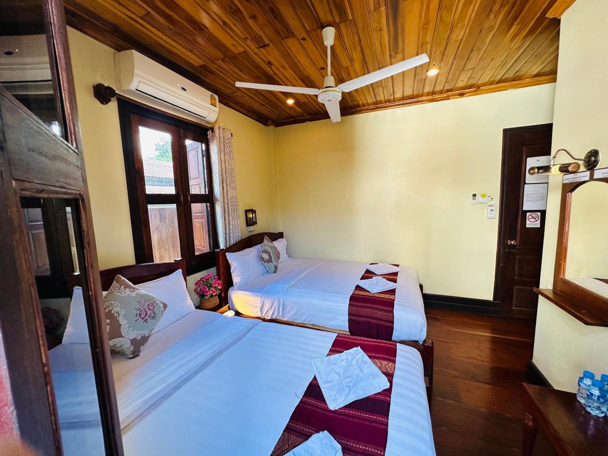 Anisa Mekong Riverside Villa 루앙프라방 외부 사진