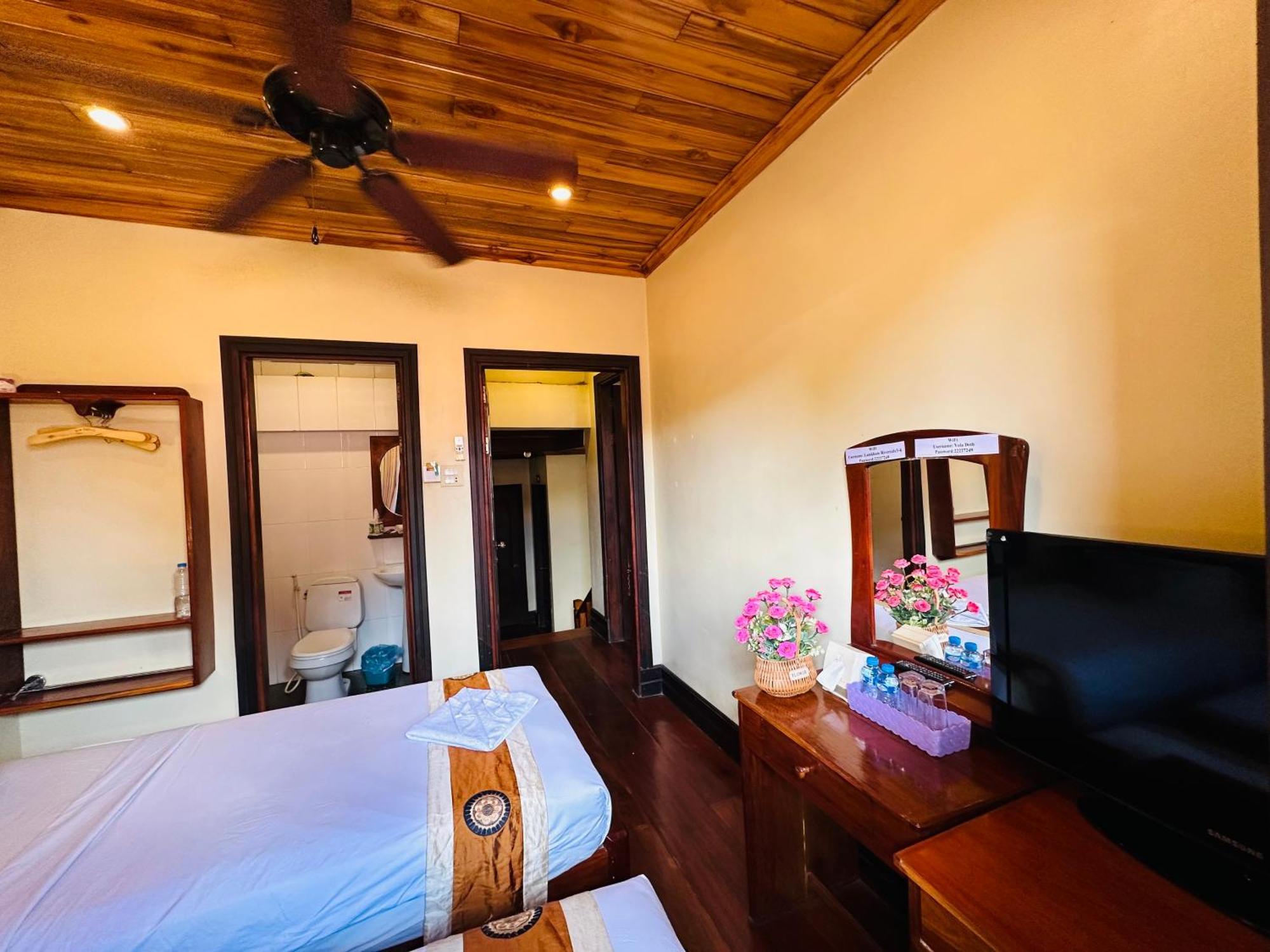 Anisa Mekong Riverside Villa 루앙프라방 외부 사진