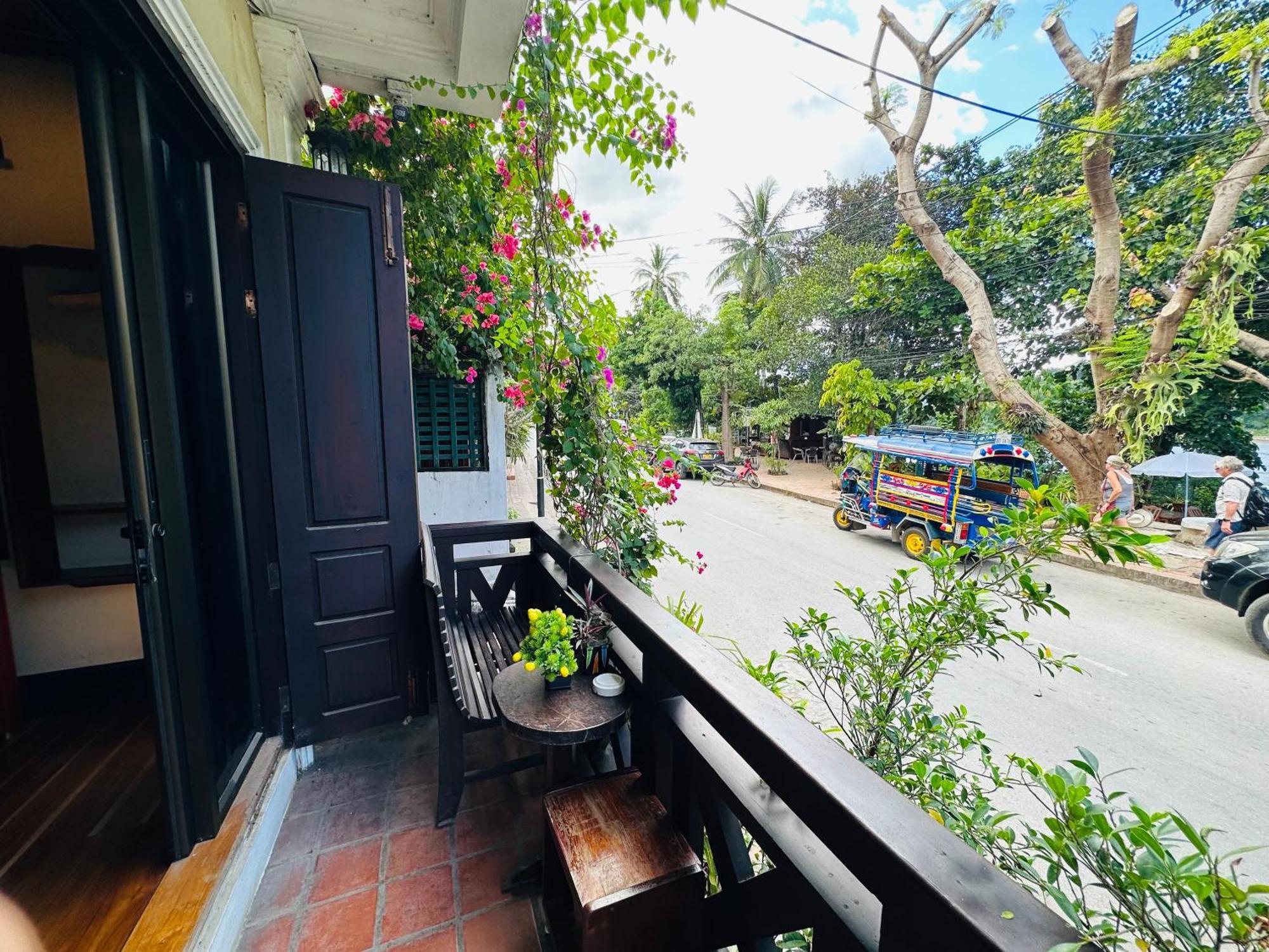 Anisa Mekong Riverside Villa 루앙프라방 외부 사진