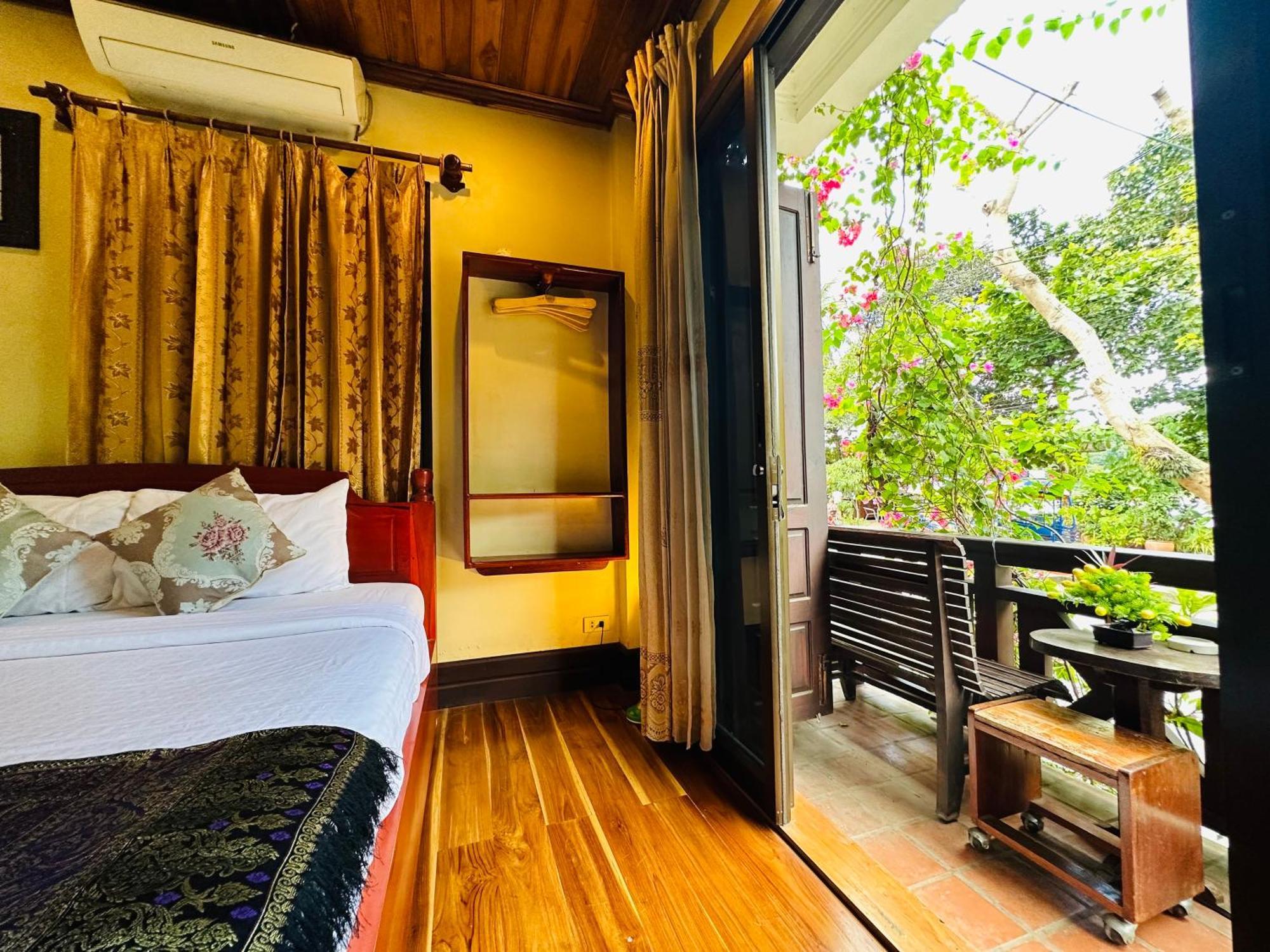 Anisa Mekong Riverside Villa 루앙프라방 외부 사진